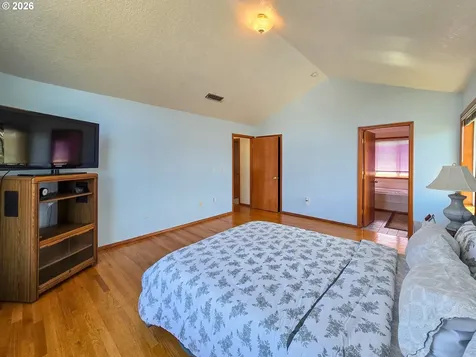 7212 SE Terrace Trails Drive Portland OR 97266