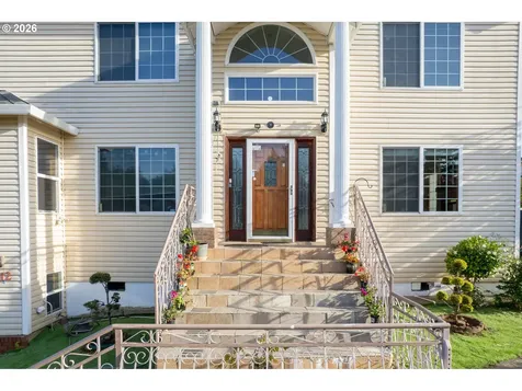 7212 SE Terrace Trails Drive Portland OR 97266