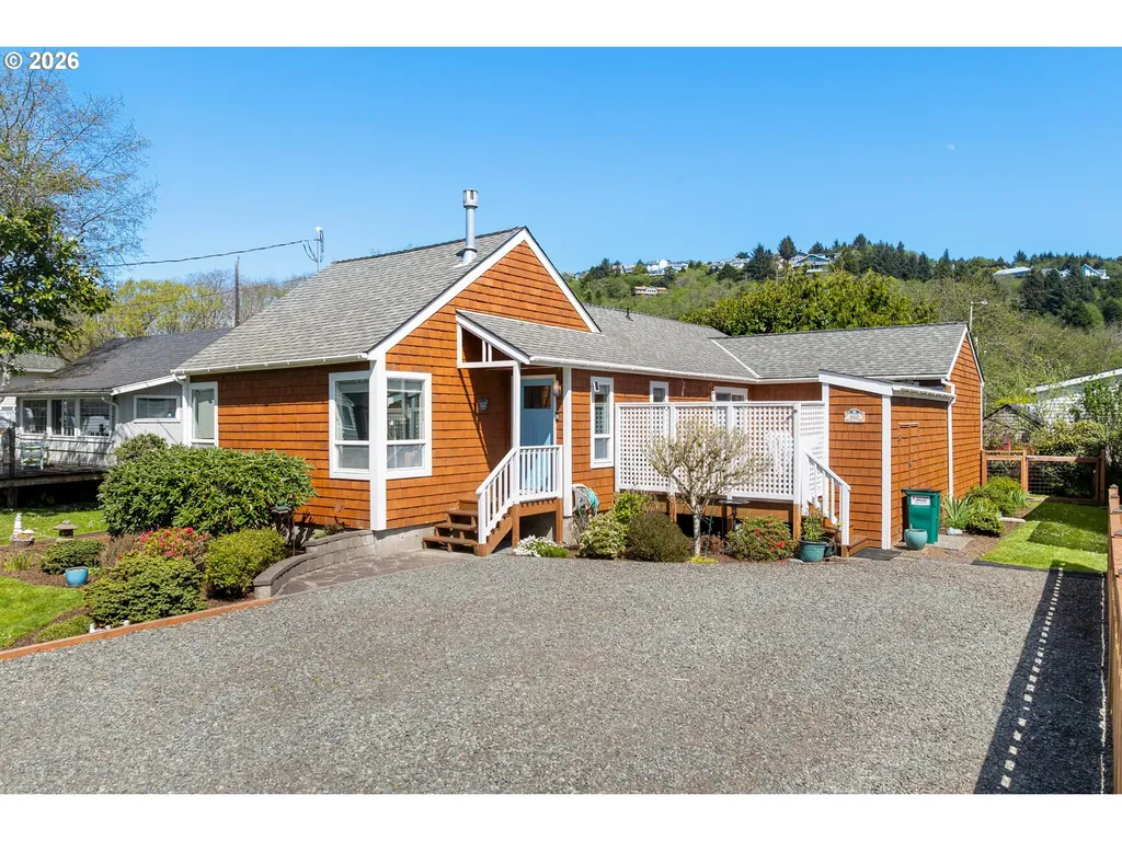 610 S Anchor Street Rockaway Beach OR 97136