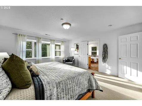 9721 NE Livingston Mountain Court Camas WA 98607