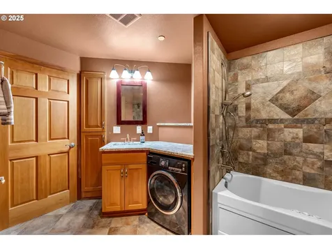 9721 NE Livingston Mountain Court Camas WA 98607
