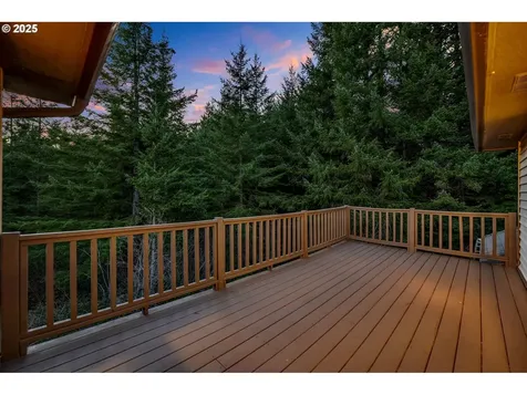 9721 NE Livingston Mountain Court Camas WA 98607