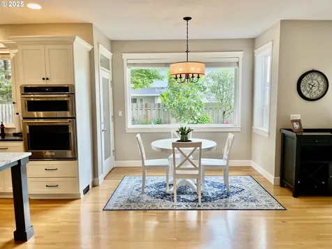 342 SE 15th Place Canby OR 97013
