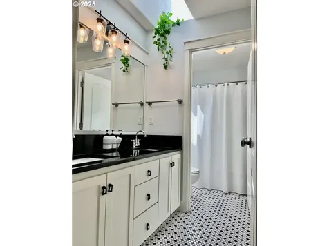 342 SE 15th Place Canby OR 97013