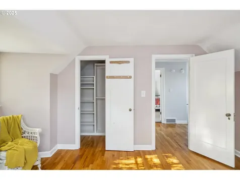 2424 NE 21st Avenue Portland OR 97212