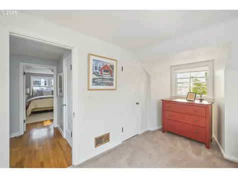 2424 NE 21st Avenue Portland OR 97212