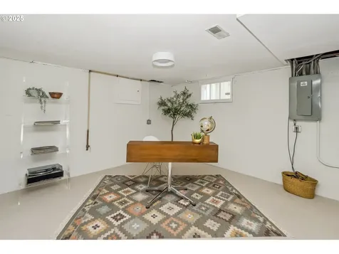2424 NE 21st Avenue Portland OR 97212
