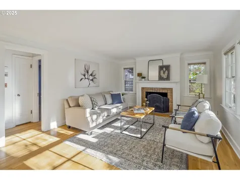 2424 NE 21st Avenue Portland OR 97212