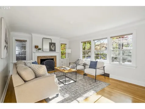 2424 NE 21st Avenue Portland OR 97212
