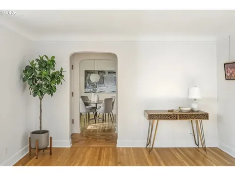 2424 NE 21st Avenue Portland OR 97212