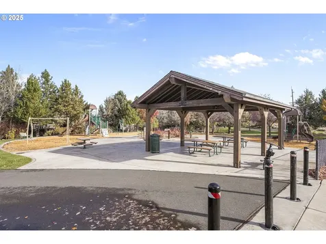 20745 NE Comet Lane Bend OR 97701
