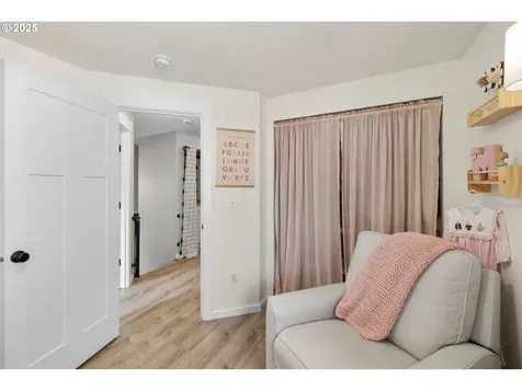 17704 SE 23rd Street Vancouver WA 98683