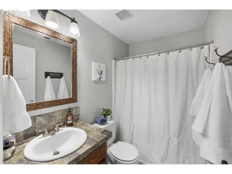 17704 SE 23rd Street Vancouver WA 98683