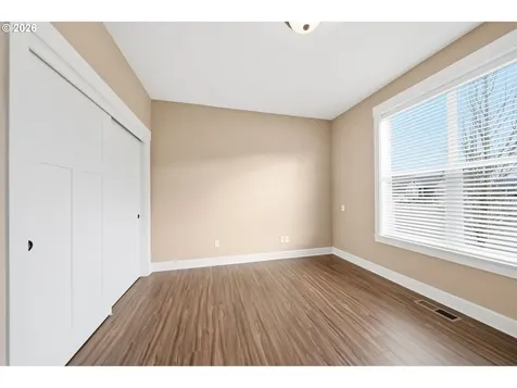 787 E Roosevelt Street Carlton OR 97111