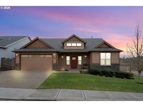 787 E Roosevelt Street Carlton OR 97111