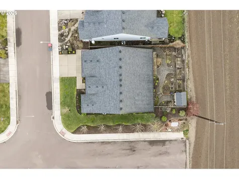 787 E Roosevelt Street Carlton OR 97111