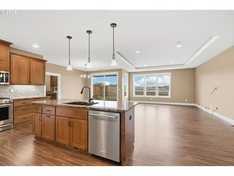 787 E Roosevelt Street Carlton OR 97111