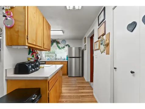 261 Pine Street Sutherlin OR 97479