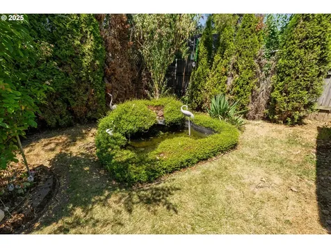 261 Pine Street Sutherlin OR 97479