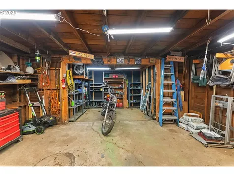 261 Pine Street Sutherlin OR 97479