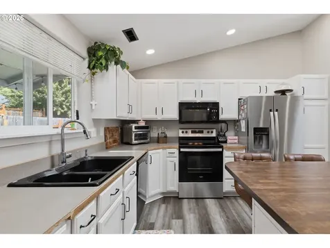87568 Esprit Court Veneta OR 97487
