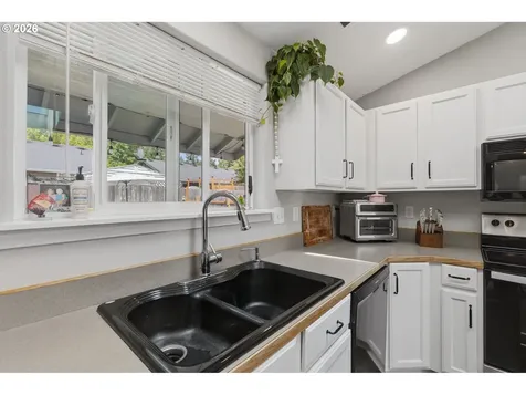 87568 Esprit Court Veneta OR 97487