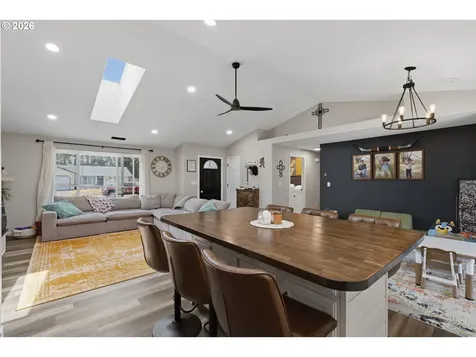 87568 Esprit Court Veneta OR 97487