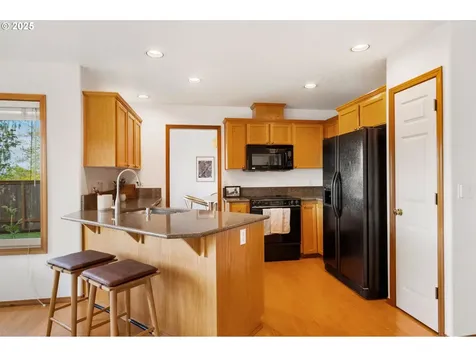 15164 NW Fawnlily Drive Portland OR 97229