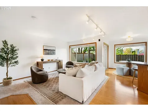 15164 NW Fawnlily Drive Portland OR 97229