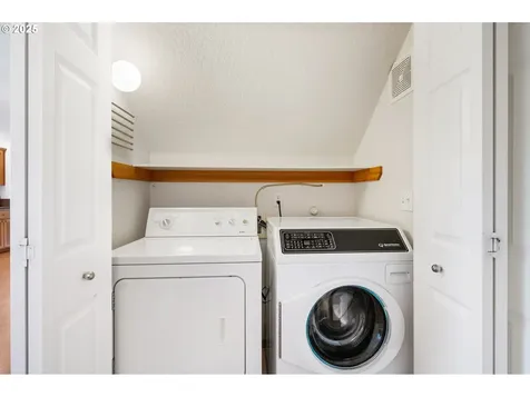 15164 NW Fawnlily Drive Portland OR 97229