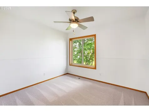 15164 NW Fawnlily Drive Portland OR 97229