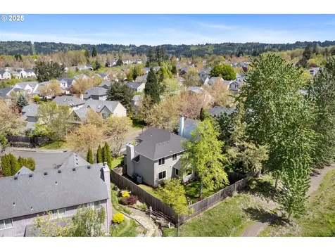 15164 NW Fawnlily Drive Portland OR 97229