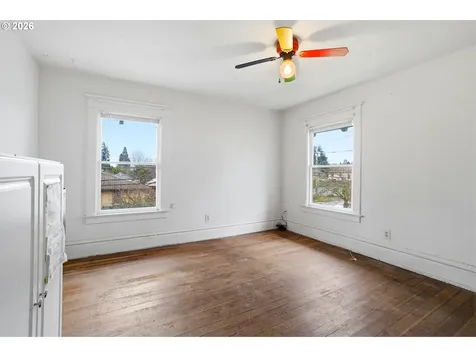 335 SE Baker Street Mcminnville OR 97128