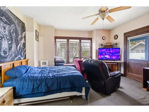335 SE Baker Street Mcminnville OR 97128