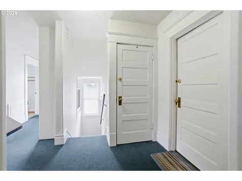 335 SE Baker Street Mcminnville OR 97128