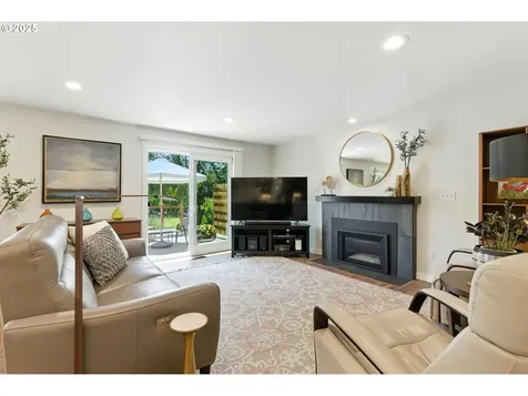 3860 SE Pelton Avenue Troutdale OR 97060