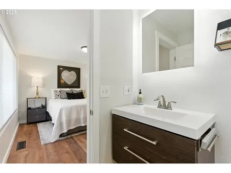 3860 SE Pelton Avenue Troutdale OR 97060