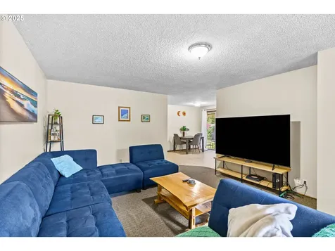 775 Alder Street Junction City OR 97448