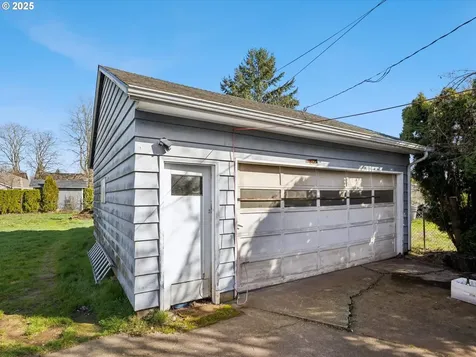 1330 SE 163rd Avenue Portland OR 97233