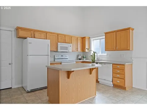 3583 NE Harvest Drive Mcminnville OR 97128