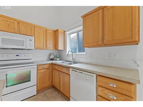 3583 NE Harvest Drive Mcminnville OR 97128