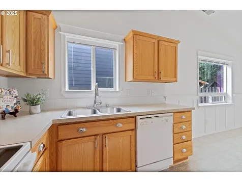 3583 NE Harvest Drive Mcminnville OR 97128