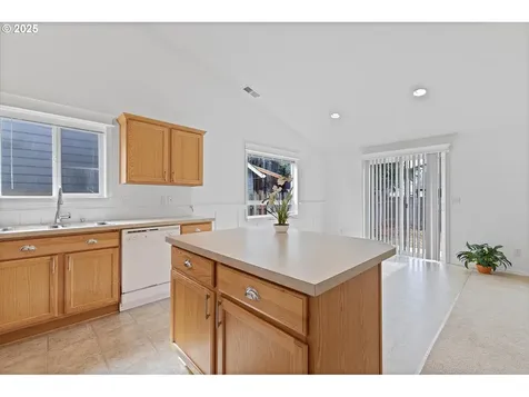 3583 NE Harvest Drive Mcminnville OR 97128