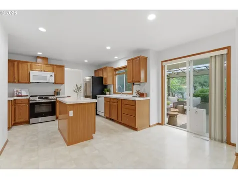 3463 SE Mccartney Lane Milwaukie OR 97267