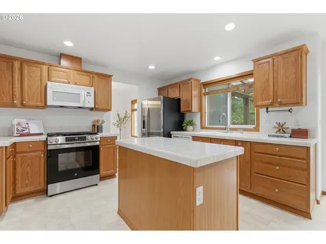 3463 SE Mccartney Lane Milwaukie OR 97267