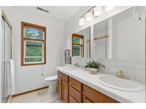 3463 SE Mccartney Lane Milwaukie OR 97267