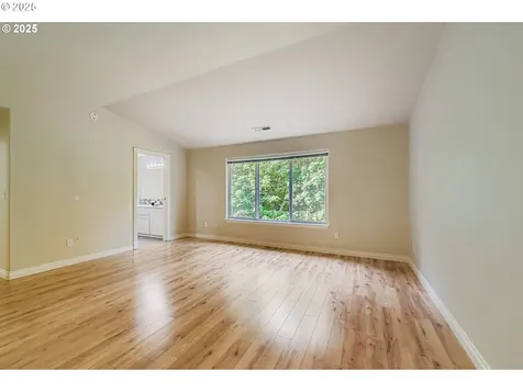 7238 NE Shaleen Street Hillsboro OR 97124