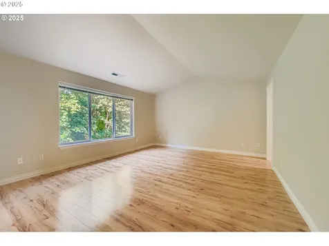 7238 NE Shaleen Street Hillsboro OR 97124