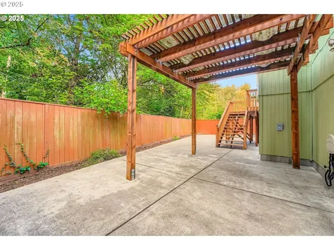 7238 NE Shaleen Street Hillsboro OR 97124