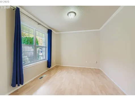 7238 NE Shaleen Street Hillsboro OR 97124